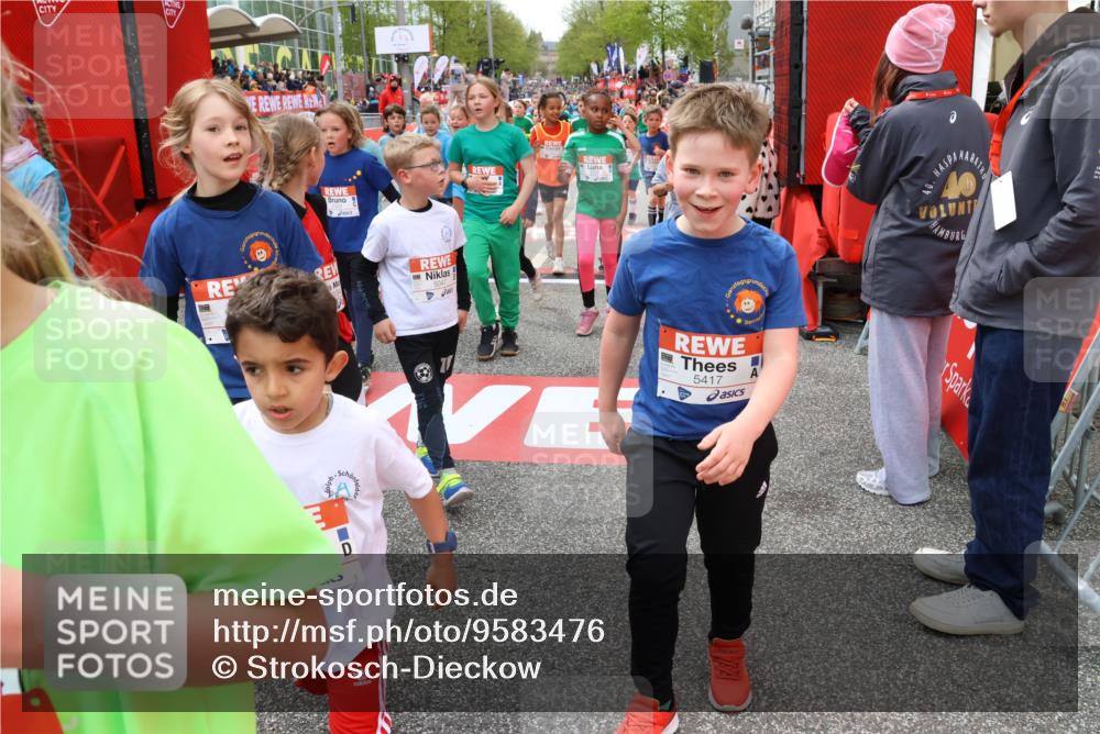 25.04.2026 - Das Zehntel Strokosch-Dieckow http://msf.ph/oto/9583476 25.04.2026 10:58:25 Ziel 5013, 5047, 5333, 5338, 5417, 5442, 5522, 5528, 5540, 5619, 5818, 5955, 5967, 6120, 6134, 6138, 6639, 6728, 6877, 6901, 7070, 7134, 7222, 7374, 7377, 7396, 7401, 7427, 7506, 7682, 7798, 7958, 5013, 5047, 5333, 5338, 5417, 5442, 5522, 5528, 5540, 5619, 5818, 5955, 5967, 6120, 6134, 6138, 6639, 6728, 6877, 6901, 7070, 7134, 7222, 7374, 7377, 7396, 7401, 7427, 7506, 7682, 7798, 7958 meine-sportfotos.de