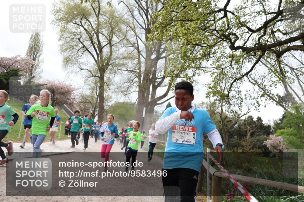 25.04.2026 - Das Zehntel Zöllner http://msf.ph/oto/9583496 25.04.2026 10:40:52 Laufen 6915 meine-sportfotos.de