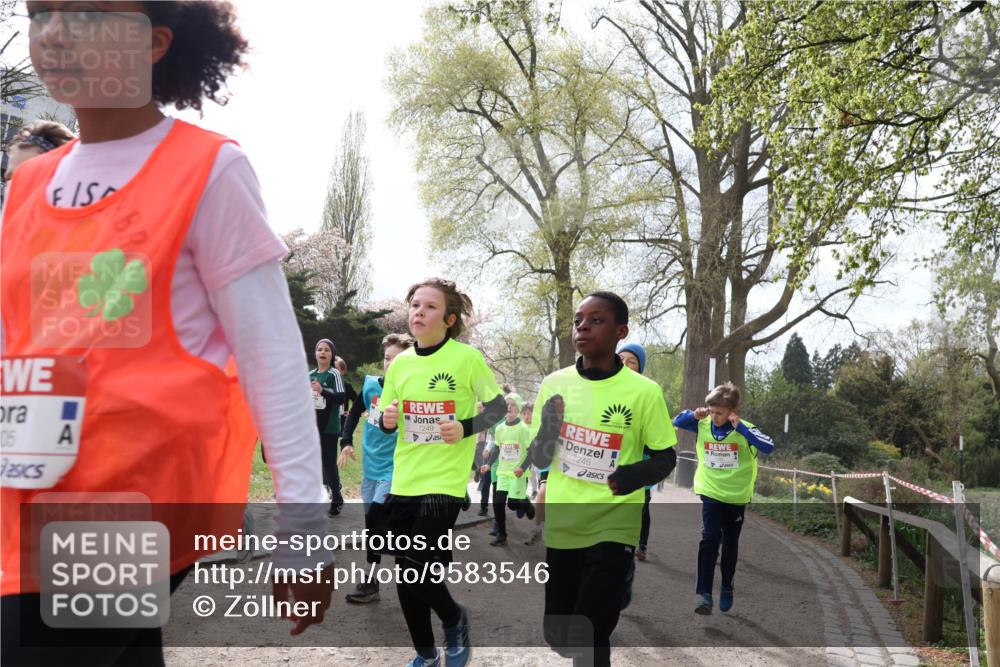 25.04.2026 - Das Zehntel Zöllner http://msf.ph/oto/9583546 25.04.2026 10:41:14 Laufen 06, 7249, 7245 meine-sportfotos.de