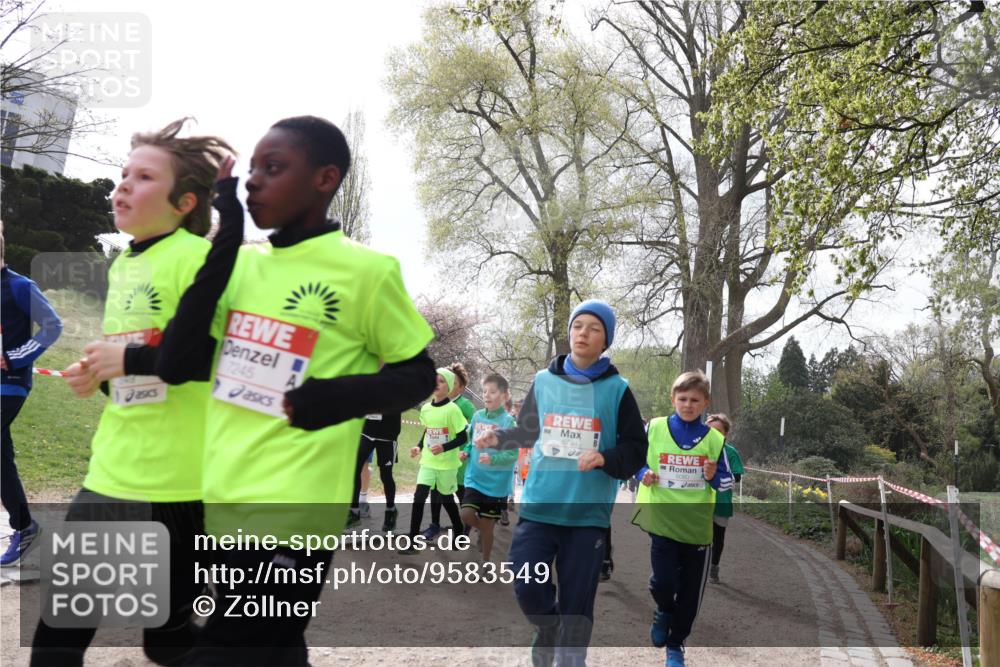 25.04.2026 - Das Zehntel Zöllner http://msf.ph/oto/9583549 25.04.2026 10:41:14 Laufen 7245, 5781 meine-sportfotos.de