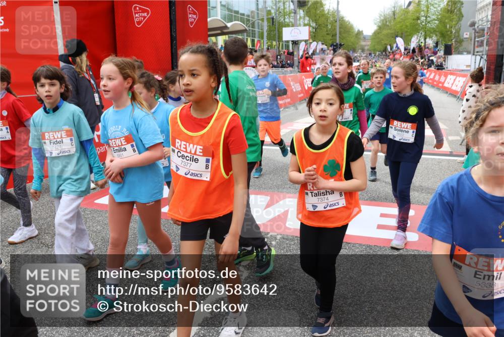 25.04.2026 - Das Zehntel Strokosch-Dieckow http://msf.ph/oto/9583642 25.04.2026 10:58:30 Ziel 5338, 5430, 5522, 5528, 5540, 5545, 5546, 5547, 5815, 5837, 6120, 6138, 6328, 6335, 6622, 6639, 6728, 6877, 6901, 7070, 7374, 7377, 7427, 7506, 7682, 7772, 7798, 7867, 7958, 8029, 5338, 5430, 5522, 5528, 5540, 5545, 5546, 5547, 5815, 5837, 6120, 6138, 6328, 6335, 6622, 6639, 6728, 6877, 6901, 7070, 7374, 7377, 7427, 7506, 7682, 7772, 7798, 7867, 7958, 8029 meine-sportfotos.de