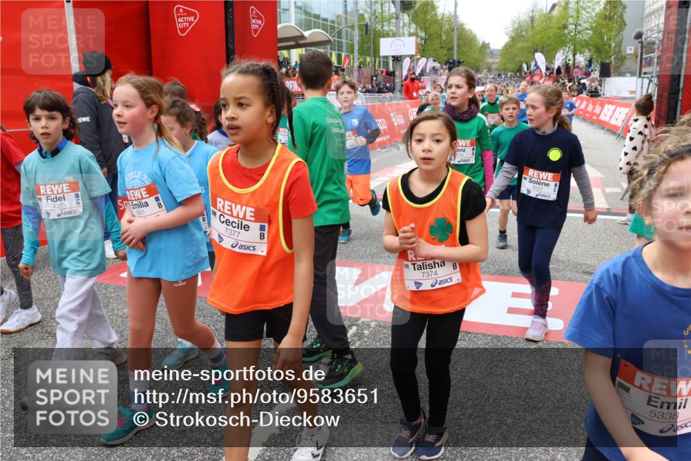 25.04.2026 - Das Zehntel Strokosch-Dieckow http://msf.ph/oto/9583651 25.04.2026 10:58:30 Ziel 5338, 5430, 5522, 5528, 5540, 5545, 5546, 5547, 5815, 5837, 6120, 6138, 6328, 6335, 6622, 6639, 6728, 6877, 6901, 7070, 7374, 7377, 7427, 7506, 7682, 7772, 7798, 7867, 7958, 8029, 5338, 5430, 5522, 5528, 5540, 5545, 5546, 5547, 5815, 5837, 6120, 6138, 6328, 6335, 6622, 6639, 6728, 6877, 6901, 7070, 7374, 7377, 7427, 7506, 7682, 7772, 7798, 7867, 7958, 8029 meine-sportfotos.de
