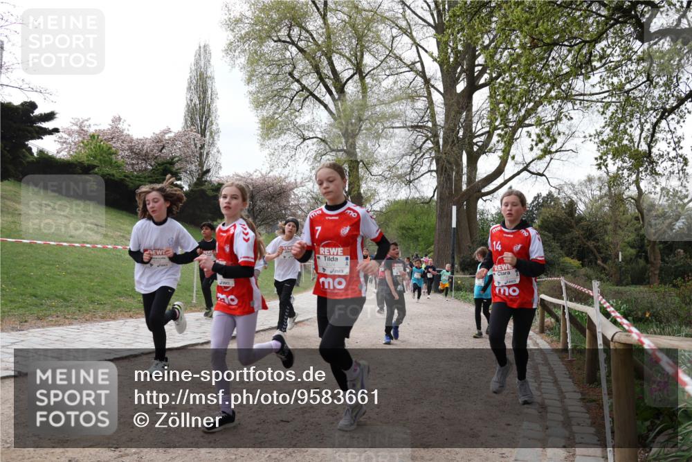 25.04.2026 - Das Zehntel Zöllner http://msf.ph/oto/9583661 25.04.2026 10:41:59 Laufen 14 meine-sportfotos.de