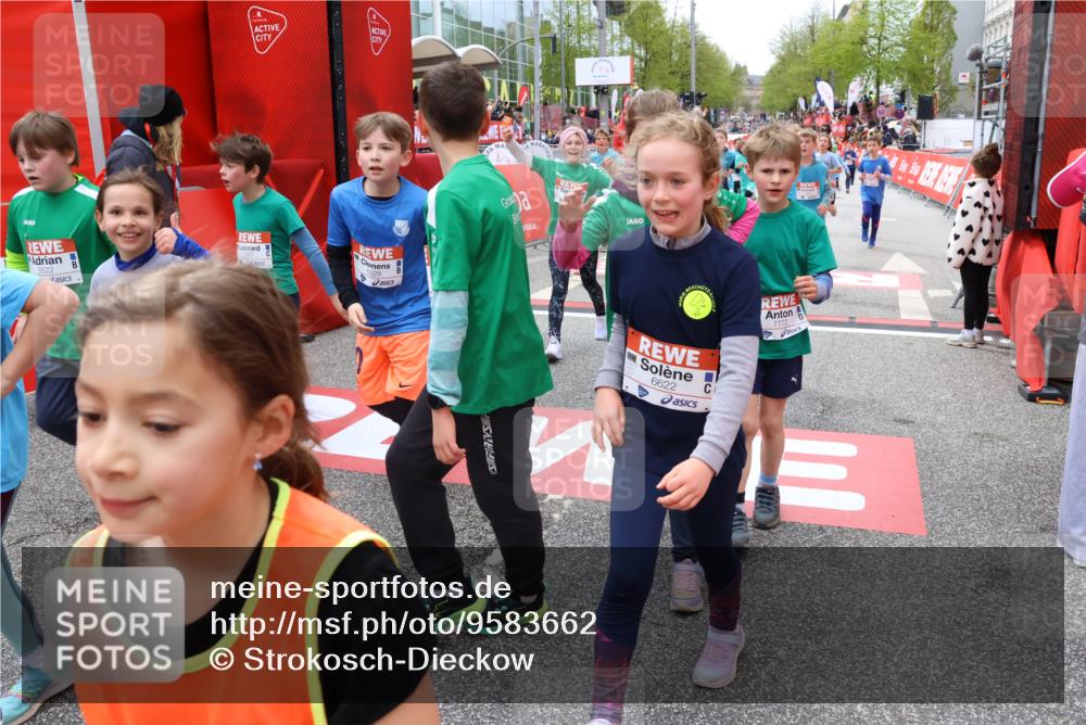 25.04.2026 - Das Zehntel Strokosch-Dieckow http://msf.ph/oto/9583662 25.04.2026 10:58:31 Ziel 5338, 5430, 5522, 5540, 5545, 5546, 5547, 5806, 5815, 5832, 5837, 6138, 6328, 6335, 6338, 6418, 6622, 6625, 6639, 6728, 6877, 6901, 7070, 7374, 7377, 7427, 7682, 7772, 7798, 7867, 8029, 5338, 5430, 5522, 5540, 5545, 5546, 5547, 5806, 5815, 5832, 5837, 6138, 6328, 6335, 6338, 6418, 6622, 6625, 6639, 6728, 6877, 6901, 7070, 7374, 7377, 7427, 7682, 7772, 7798, 7867, 8029 meine-sportfotos.de