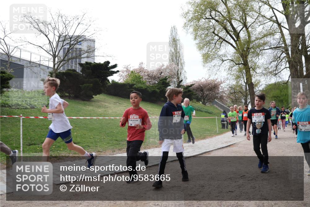 25.04.2026 - Das Zehntel Zöllner http://msf.ph/oto/9583665 25.04.2026 10:42:01 Laufen  meine-sportfotos.de