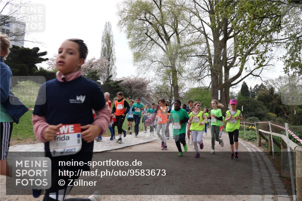 25.04.2026 - Das Zehntel Zöllner http://msf.ph/oto/9583673 25.04.2026 10:42:05 Laufen 8028, 38 meine-sportfotos.de