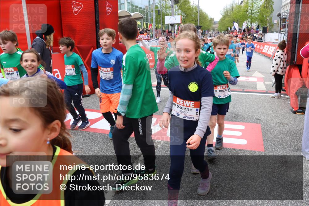 25.04.2026 - Das Zehntel Strokosch-Dieckow http://msf.ph/oto/9583674 25.04.2026 10:58:31 Ziel 5338, 5430, 5522, 5540, 5545, 5546, 5547, 5806, 5815, 5832, 5837, 6138, 6328, 6335, 6338, 6418, 6622, 6625, 6639, 6728, 6877, 6901, 7070, 7374, 7377, 7427, 7682, 7772, 7798, 7867, 8029, 5338, 5430, 5522, 5540, 5545, 5546, 5547, 5806, 5815, 5832, 5837, 6138, 6328, 6335, 6338, 6418, 6622, 6625, 6639, 6728, 6877, 6901, 7070, 7374, 7377, 7427, 7682, 7772, 7798, 7867, 8029 meine-sportfotos.de