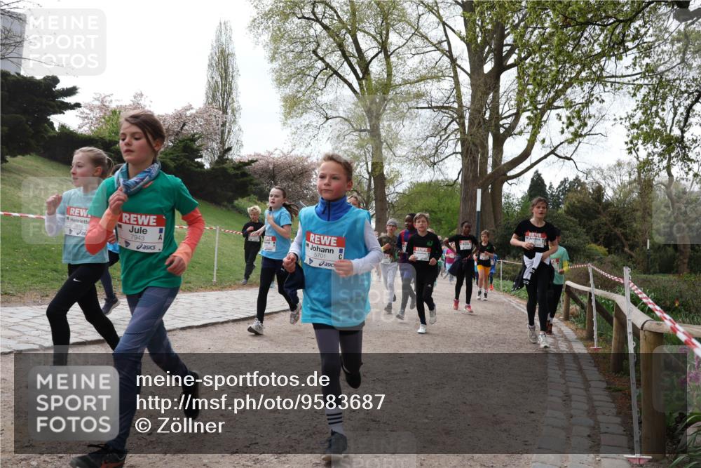 25.04.2026 - Das Zehntel Zöllner http://msf.ph/oto/9583687 25.04.2026 10:42:10 Laufen 7618, 7943, 5701 meine-sportfotos.de