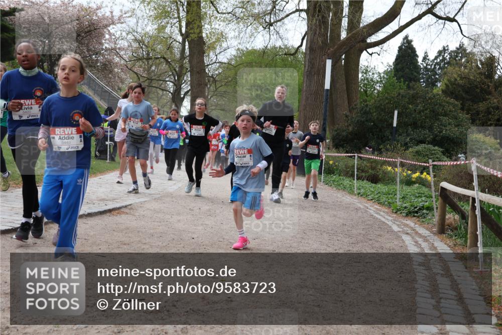 25.04.2026 - Das Zehntel Zöllner http://msf.ph/oto/9583723 25.04.2026 10:42:27 Laufen 5420, 5443, 6393 meine-sportfotos.de