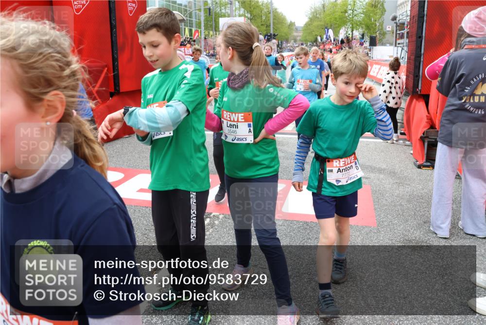 25.04.2026 - Das Zehntel Strokosch-Dieckow http://msf.ph/oto/9583729 25.04.2026 10:58:32 Ziel 5338, 5430, 5522, 5540, 5545, 5546, 5547, 5806, 5815, 5832, 5837, 6328, 6335, 6338, 6418, 6622, 6625, 6639, 6728, 6904, 7772, 7798, 7867, 8029, 5338, 5430, 5522, 5540, 5545, 5546, 5547, 5806, 5815, 5832, 5837, 6328, 6335, 6338, 6418, 6622, 6625, 6639, 6728, 6904, 7772, 7798, 7867, 8029 meine-sportfotos.de