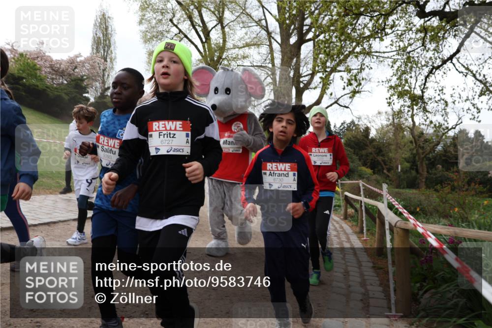 25.04.2026 - Das Zehntel Zöllner http://msf.ph/oto/9583746 25.04.2026 10:42:36 Laufen 5093, 6727, 6730 meine-sportfotos.de