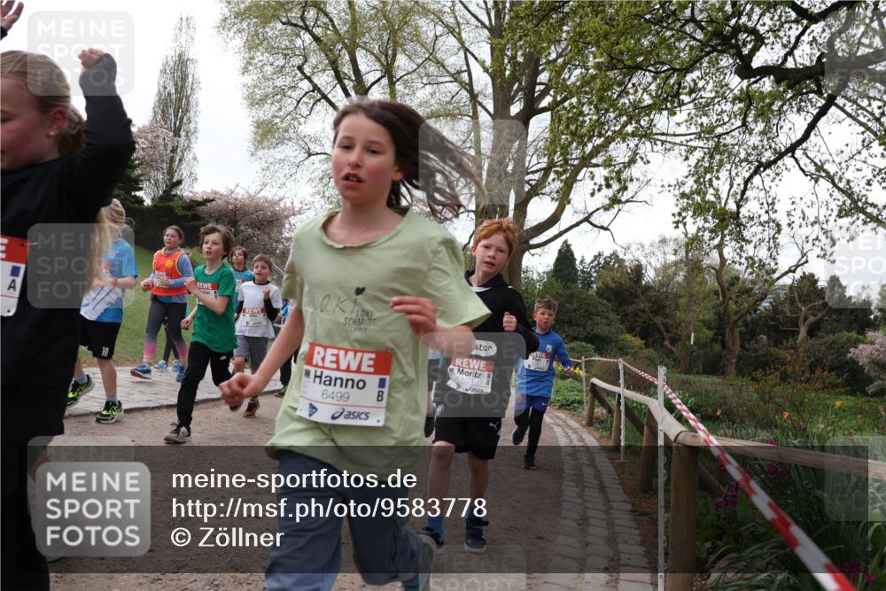 25.04.2026 - Das Zehntel Zöllner http://msf.ph/oto/9583778 25.04.2026 10:42:52 Laufen 10, 6499, 6504 meine-sportfotos.de