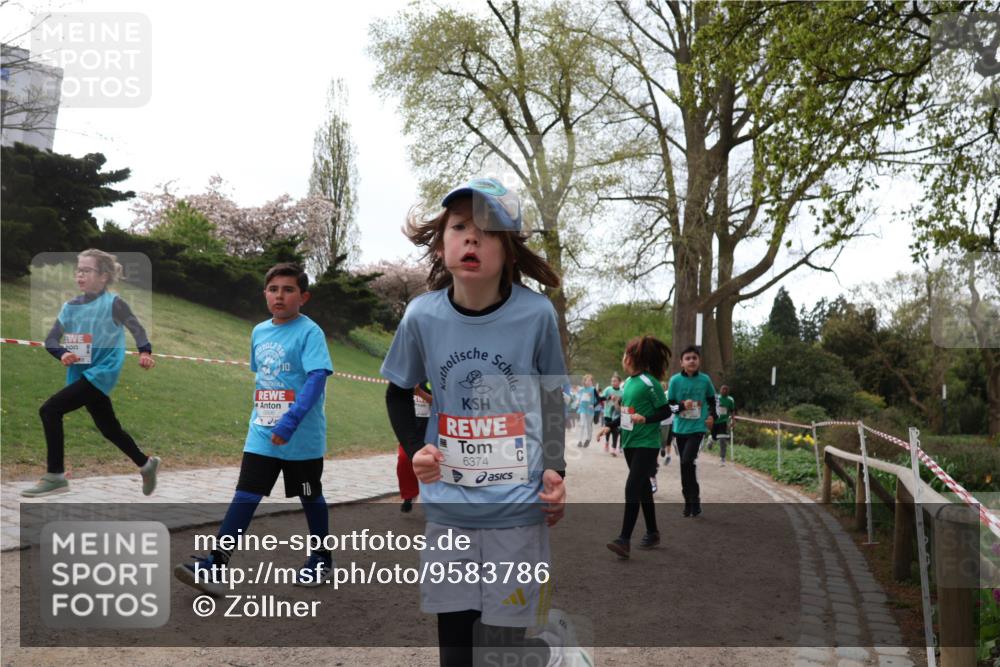 25.04.2026 - Das Zehntel Zöllner http://msf.ph/oto/9583786 25.04.2026 10:42:56 Laufen 10, 10, 6374 meine-sportfotos.de