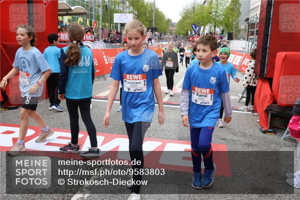 25.04.2026 - Das Zehntel Strokosch-Dieckow http://msf.ph/oto/9583803 25.04.2026 10:58:36 Ziel 5135, 5354, 5430, 5545, 5547, 5806, 5815, 5832, 5837, 6335, 6338, 6418, 6625, 6867, 6888, 6899, 6904, 7007, 7261, 7413, 8014, 8016, 8029, 5135, 5354, 5430, 5545, 5547, 5806, 5815, 5832, 5837, 6335, 6338, 6418, 6625, 6867, 6888, 6899, 6904, 7007, 7261, 7413, 8014, 8016, 8029 meine-sportfotos.de