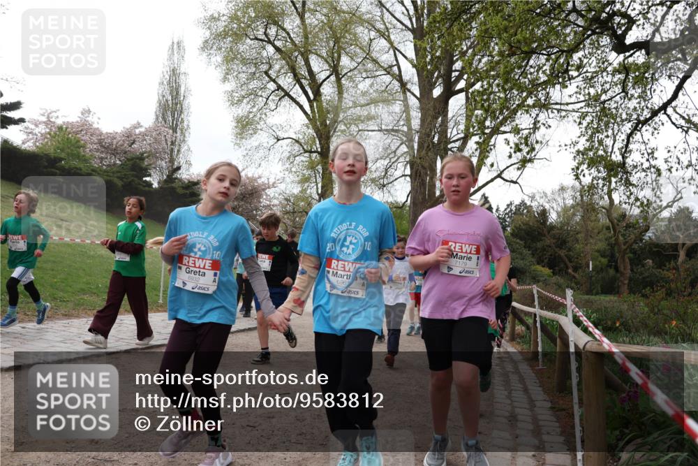 25.04.2026 - Das Zehntel Zöllner http://msf.ph/oto/9583812 25.04.2026 10:43:08 Laufen 10, 6932, 20, 696, 10, 7179 meine-sportfotos.de