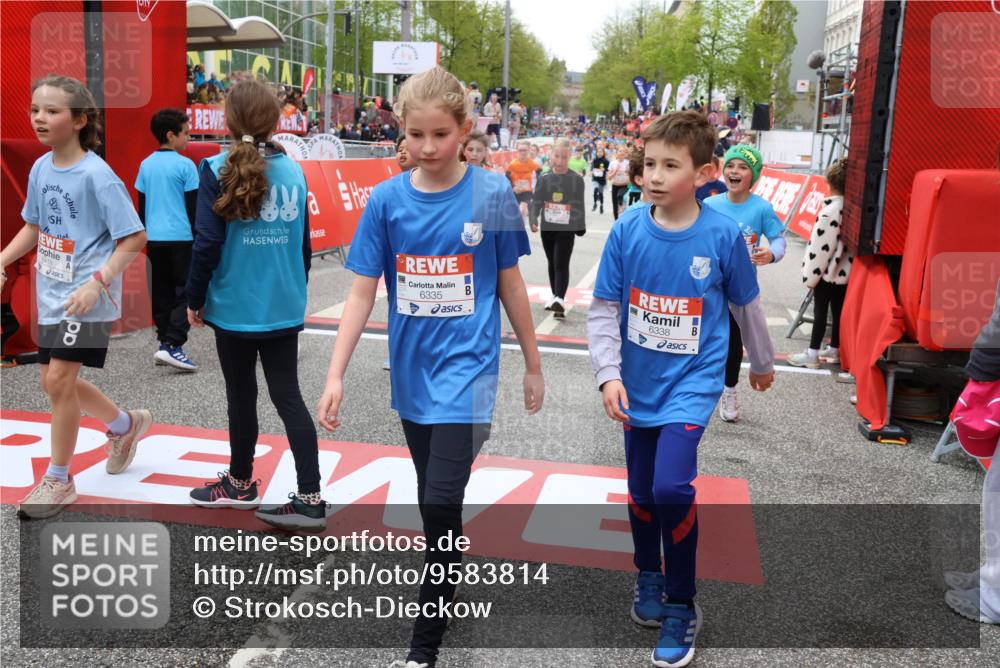 25.04.2026 - Das Zehntel Strokosch-Dieckow http://msf.ph/oto/9583814 25.04.2026 10:58:36 Ziel 5135, 5354, 5430, 5545, 5547, 5806, 5815, 5832, 5837, 6335, 6338, 6418, 6625, 6867, 6888, 6899, 6904, 7007, 7261, 7413, 8014, 8016, 8029, 5135, 5354, 5430, 5545, 5547, 5806, 5815, 5832, 5837, 6335, 6338, 6418, 6625, 6867, 6888, 6899, 6904, 7007, 7261, 7413, 8014, 8016, 8029 meine-sportfotos.de