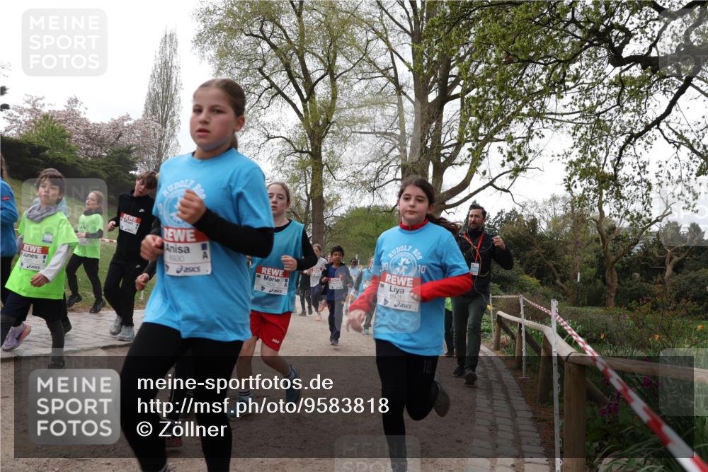 25.04.2026 - Das Zehntel Zöllner http://msf.ph/oto/9583818 25.04.2026 10:43:11 Laufen 6930, 20, 6921, 10, 10 meine-sportfotos.de