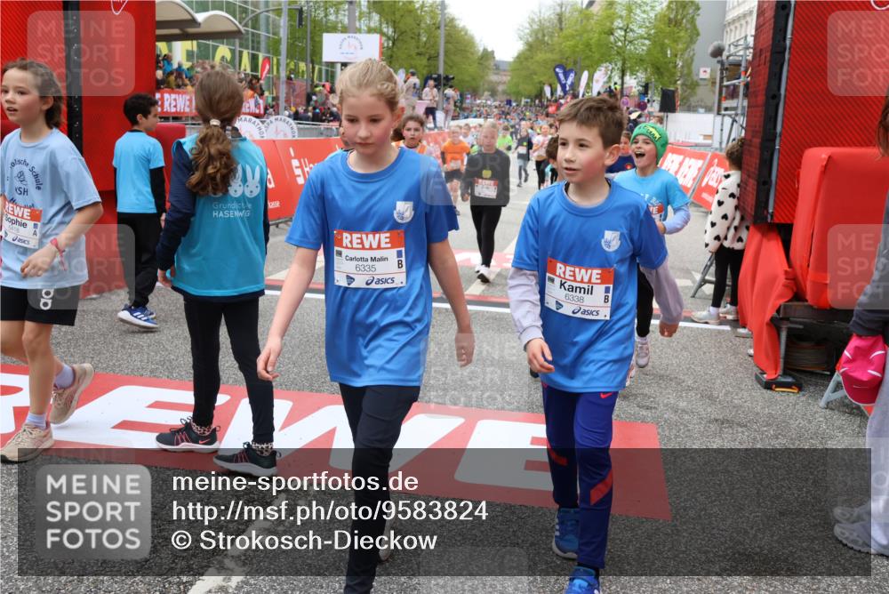 25.04.2026 - Das Zehntel Strokosch-Dieckow http://msf.ph/oto/9583824 25.04.2026 10:58:36 Ziel 5135, 5354, 5430, 5545, 5547, 5806, 5815, 5832, 5837, 6335, 6338, 6418, 6625, 6867, 6888, 6899, 6904, 7007, 7261, 7413, 8014, 8016, 8029, 5135, 5354, 5430, 5545, 5547, 5806, 5815, 5832, 5837, 6335, 6338, 6418, 6625, 6867, 6888, 6899, 6904, 7007, 7261, 7413, 8014, 8016, 8029 meine-sportfotos.de