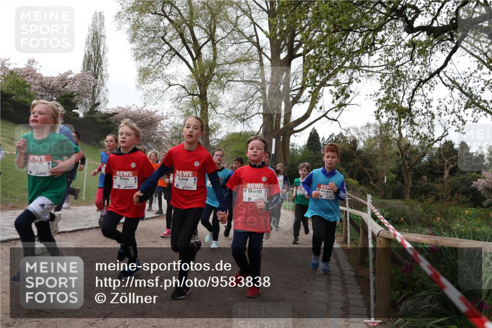 25.04.2026 - Das Zehntel Zöllner http://msf.ph/oto/9583838 25.04.2026 10:43:22 Laufen 7842, 6108, 6112 meine-sportfotos.de