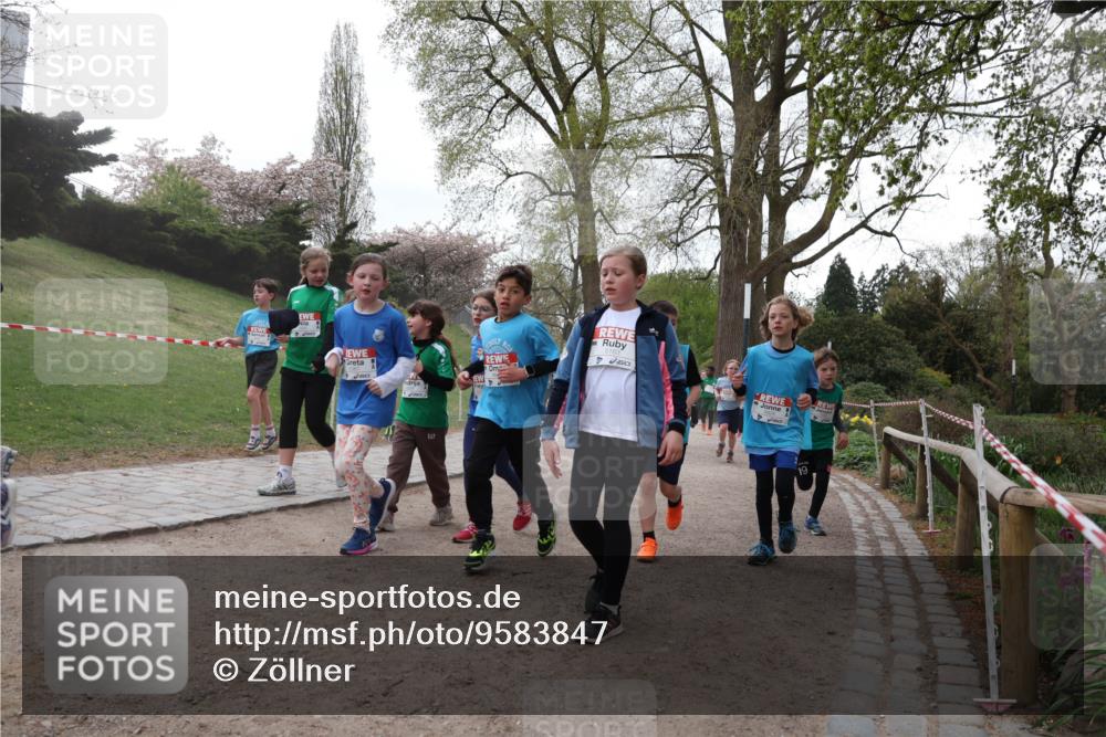 25.04.2026 - Das Zehntel Zöllner http://msf.ph/oto/9583847 25.04.2026 10:43:26 Laufen 19 meine-sportfotos.de