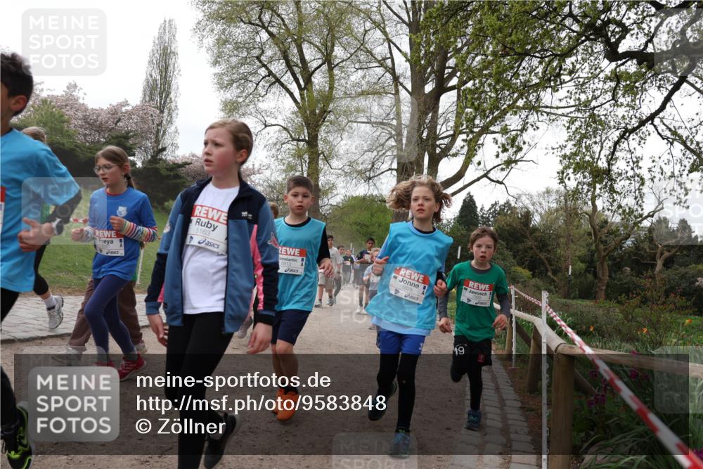 25.04.2026 - Das Zehntel Zöllner http://msf.ph/oto/9583848 25.04.2026 10:43:26 Laufen 5163, 5813, 5828, 19 meine-sportfotos.de