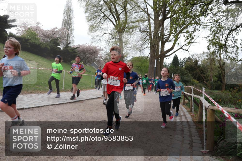 25.04.2026 - Das Zehntel Zöllner http://msf.ph/oto/9583853 25.04.2026 10:43:29 Laufen 6166 meine-sportfotos.de