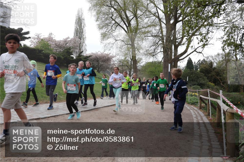 25.04.2026 - Das Zehntel Zöllner http://msf.ph/oto/9583861 25.04.2026 10:43:32 Laufen 6251 meine-sportfotos.de
