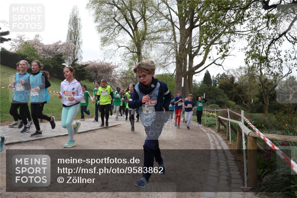 25.04.2026 - Das Zehntel Zöllner http://msf.ph/oto/9583862 25.04.2026 10:43:32 Laufen 6403 meine-sportfotos.de