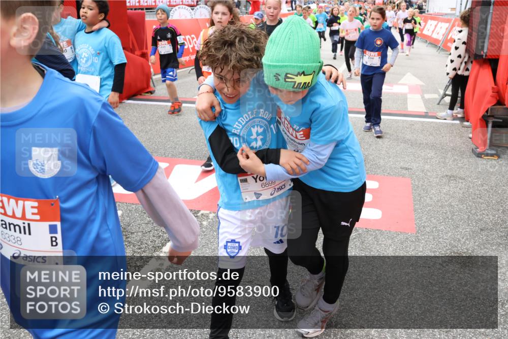 25.04.2026 - Das Zehntel Strokosch-Dieckow http://msf.ph/oto/9583900 25.04.2026 10:58:39 Ziel 5002, 5135, 5223, 5291, 5354, 5472, 5677, 5806, 5832, 6181, 6338, 6418, 6440, 6625, 6634, 6747, 6867, 6888, 6899, 6904, 7007, 7231, 7261, 7413, 8014, 8016, 5002, 5135, 5223, 5291, 5354, 5472, 5677, 5806, 5832, 6181, 6338, 6418, 6440, 6625, 6634, 6747, 6867, 6888, 6899, 6904, 7007, 7231, 7261, 7413, 8014, 8016 meine-sportfotos.de