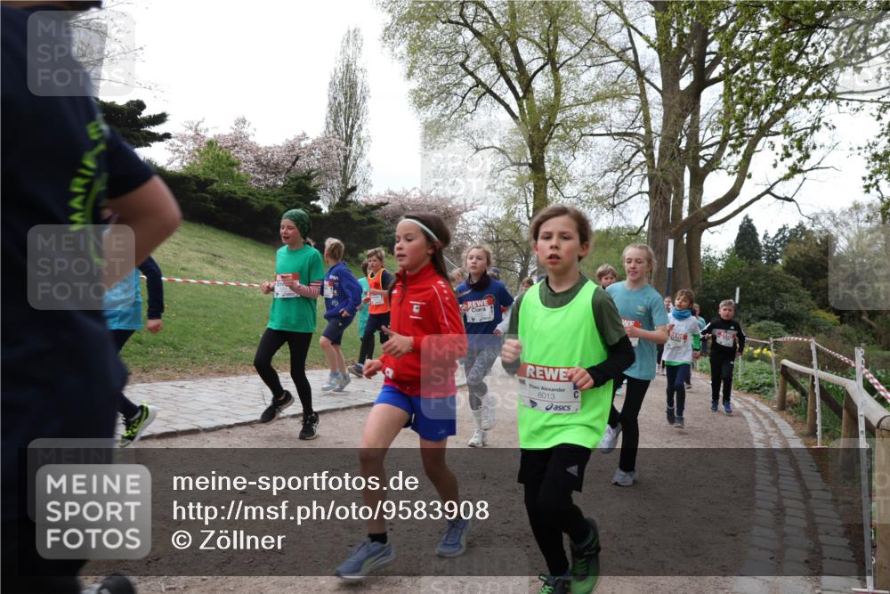 25.04.2026 - Das Zehntel Zöllner http://msf.ph/oto/9583908 25.04.2026 10:43:53 Laufen 6013 meine-sportfotos.de
