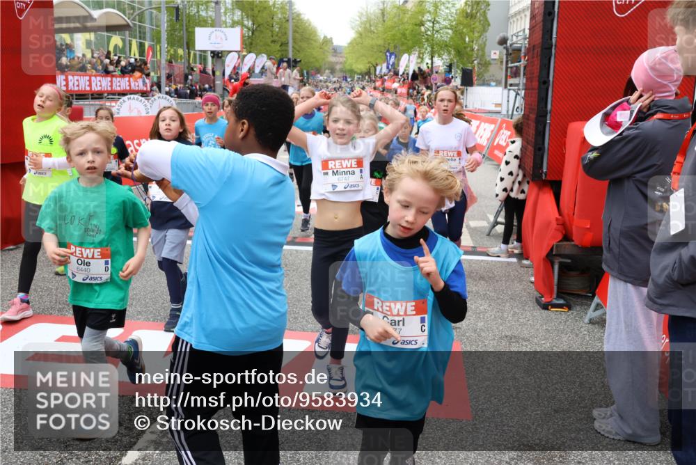 25.04.2026 - Das Zehntel Strokosch-Dieckow http://msf.ph/oto/9583934 25.04.2026 10:58:42 Ziel 5002, 5135, 5223, 5291, 5354, 5472, 5537, 5677, 5816, 6171, 6181, 6411, 6440, 6614, 6634, 6715, 6747, 6749, 6867, 6947, 7007, 7037, 7231, 7261, 7413, 7796, 7895, 7906, 8014, 8016, 5002, 5135, 5223, 5291, 5354, 5472, 5537, 5677, 5816, 6171, 6181, 6411, 6440, 6614, 6634, 6715, 6747, 6749, 6867, 6947, 7007, 7037, 7231, 7261, 7413, 7796, 7895, 7906, 8014, 8016 meine-sportfotos.de
