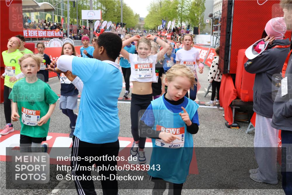 25.04.2026 - Das Zehntel Strokosch-Dieckow http://msf.ph/oto/9583943 25.04.2026 10:58:42 Ziel 5002, 5135, 5223, 5291, 5354, 5472, 5537, 5677, 5816, 6171, 6181, 6411, 6440, 6614, 6634, 6715, 6747, 6749, 6867, 6947, 7007, 7037, 7231, 7261, 7413, 7796, 7895, 7906, 8014, 8016, 5002, 5135, 5223, 5291, 5354, 5472, 5537, 5677, 5816, 6171, 6181, 6411, 6440, 6614, 6634, 6715, 6747, 6749, 6867, 6947, 7007, 7037, 7231, 7261, 7413, 7796, 7895, 7906, 8014, 8016 meine-sportfotos.de