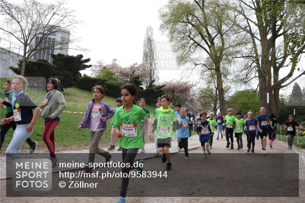 25.04.2026 - Das Zehntel Zöllner http://msf.ph/oto/9583944 25.04.2026 10:44:09 Laufen 7327 meine-sportfotos.de