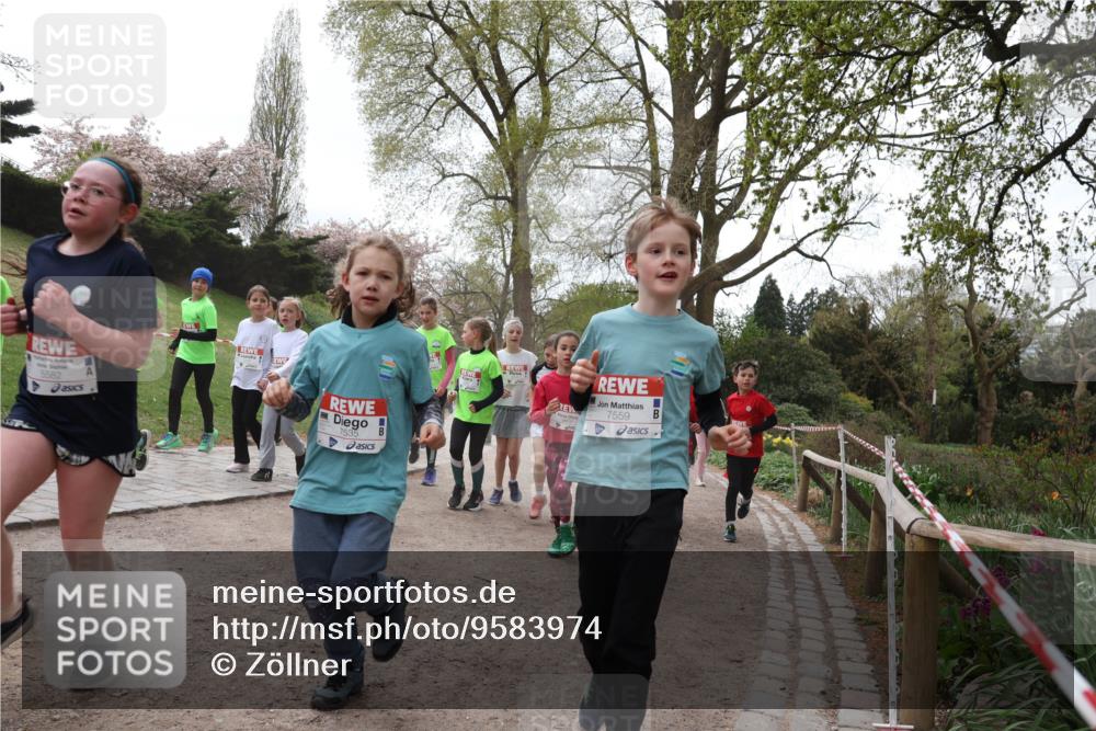 25.04.2026 - Das Zehntel Zöllner http://msf.ph/oto/9583974 25.04.2026 10:44:21 Laufen 5582, 7535, 7559 meine-sportfotos.de