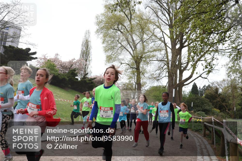 25.04.2026 - Das Zehntel Zöllner http://msf.ph/oto/9583990 25.04.2026 10:44:30 Laufen 7112 meine-sportfotos.de