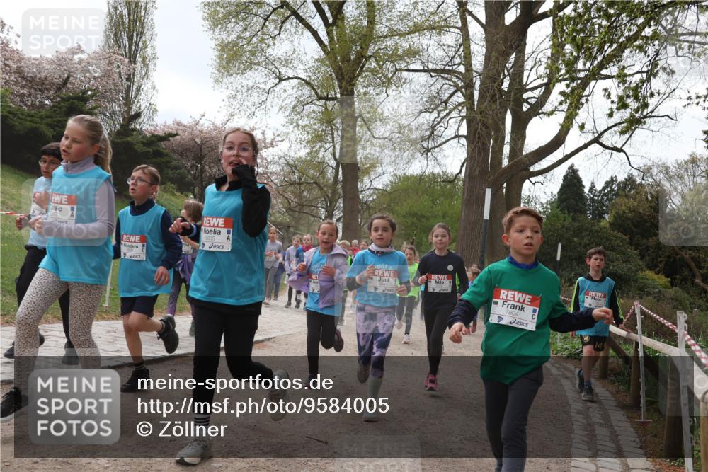25.04.2026 - Das Zehntel Zöllner http://msf.ph/oto/9584005 25.04.2026 10:44:38 Laufen 817, 5835, 6848, 7804 meine-sportfotos.de