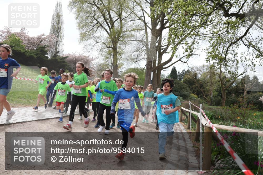 25.04.2026 - Das Zehntel Zöllner http://msf.ph/oto/9584015 25.04.2026 10:44:43 Laufen 6308 meine-sportfotos.de