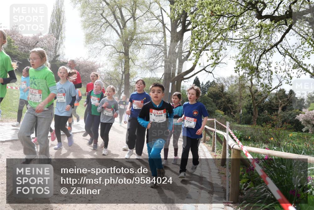 25.04.2026 - Das Zehntel Zöllner http://msf.ph/oto/9584024 25.04.2026 10:44:48 Laufen 5479 meine-sportfotos.de