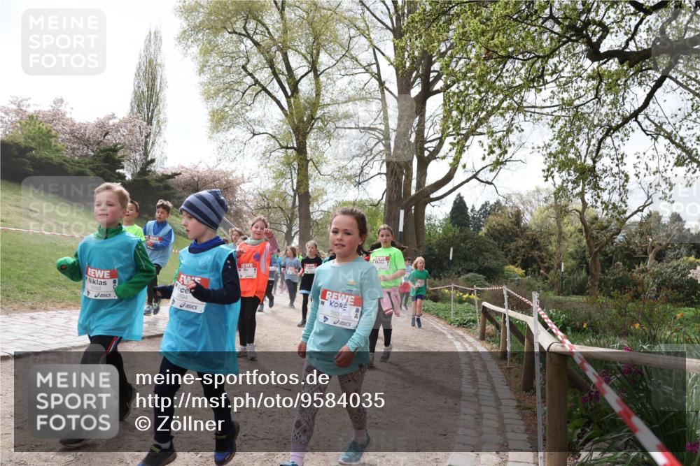 25.04.2026 - Das Zehntel Zöllner http://msf.ph/oto/9584035 25.04.2026 10:44:54 Laufen 5680, 5694, 7609 meine-sportfotos.de