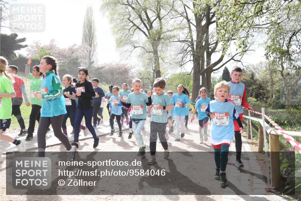 25.04.2026 - Das Zehntel Zöllner http://msf.ph/oto/9584046 25.04.2026 10:45:00 Laufen 7660 meine-sportfotos.de