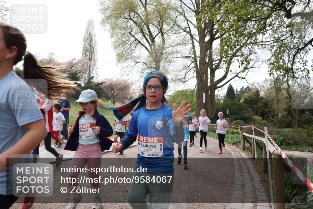 25.04.2026 - Das Zehntel Zöllner http://msf.ph/oto/9584067 25.04.2026 10:45:13 Laufen 6280, 6303 meine-sportfotos.de