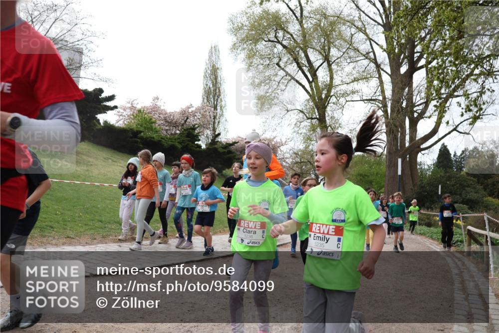 25.04.2026 - Das Zehntel Zöllner http://msf.ph/oto/9584099 25.04.2026 10:45:24 Laufen 5236, 5235 meine-sportfotos.de