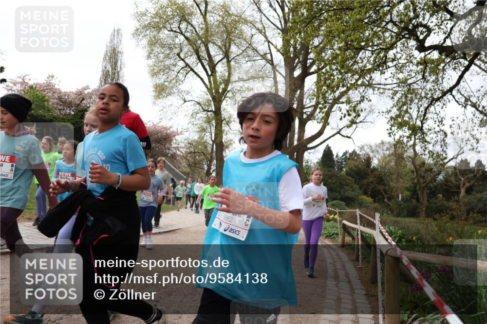 25.04.2026 - Das Zehntel Zöllner http://msf.ph/oto/9584138 25.04.2026 10:45:38 Laufen 10, 5662 meine-sportfotos.de