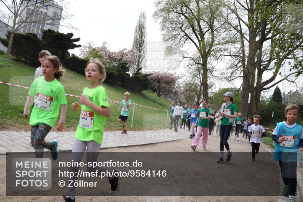 25.04.2026 - Das Zehntel Zöllner http://msf.ph/oto/9584146 25.04.2026 10:45:42 Laufen 7071, 077 meine-sportfotos.de
