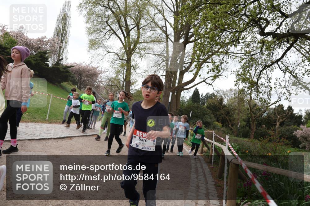 25.04.2026 - Das Zehntel Zöllner http://msf.ph/oto/9584164 25.04.2026 10:45:46 Laufen 6664 meine-sportfotos.de