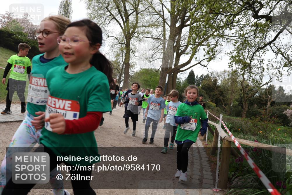 25.04.2026 - Das Zehntel Zöllner http://msf.ph/oto/9584170 25.04.2026 10:45:48 Laufen 7865, 4, 5866 meine-sportfotos.de