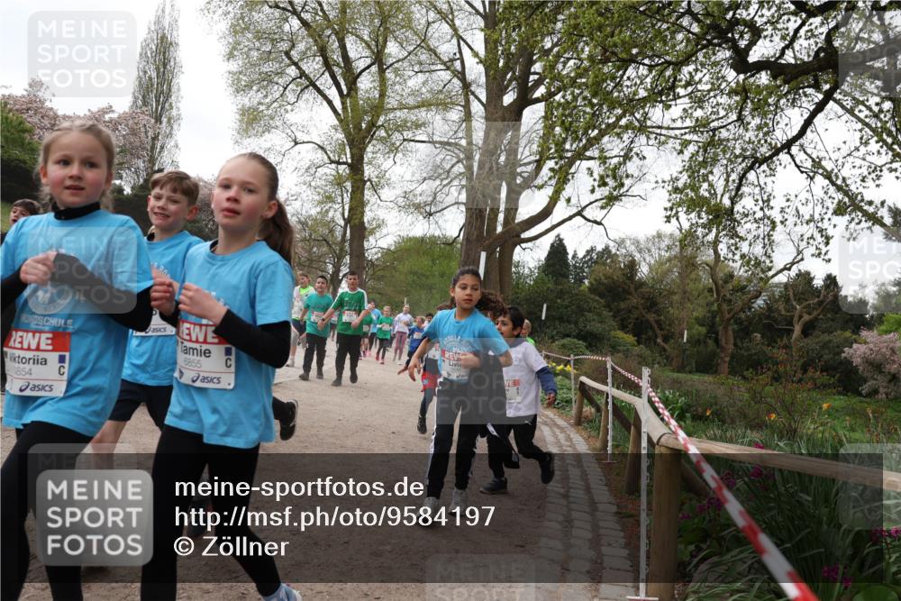 25.04.2026 - Das Zehntel Zöllner http://msf.ph/oto/9584197 25.04.2026 10:46:03 Laufen 854, 6855 meine-sportfotos.de