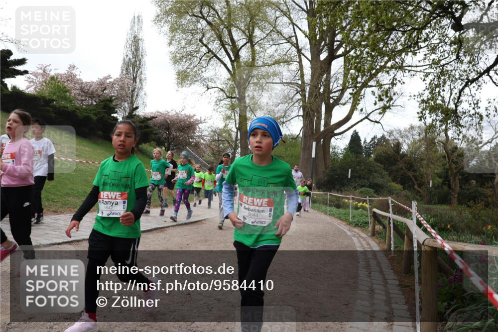 25.04.2026 - Das Zehntel Zöllner http://msf.ph/oto/9584410 25.04.2026 10:46:49 Laufen 5842, 5844 meine-sportfotos.de