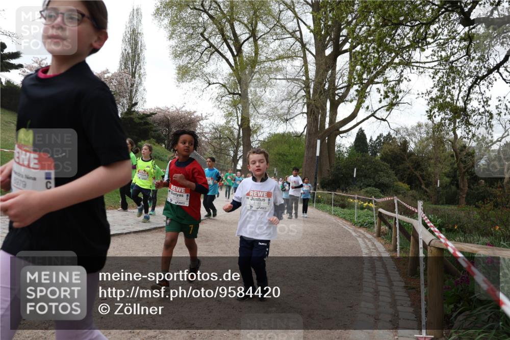25.04.2026 - Das Zehntel Zöllner http://msf.ph/oto/9584420 25.04.2026 10:46:58 Laufen 5879, 5148 meine-sportfotos.de