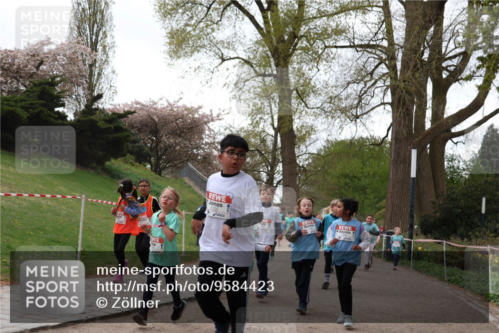 25.04.2026 - Das Zehntel Zöllner http://msf.ph/oto/9584423 25.04.2026 10:47:01 Laufen 5205 meine-sportfotos.de